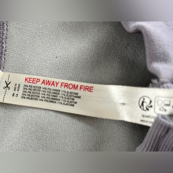 🆕 free People Movement top in lavender and gray size medium /large - Picture 11 of 12